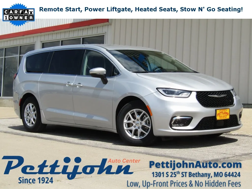 2023 Chrysler Pacifica Touring L for sale in Bethany, MO