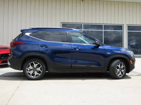 Photos of 2021 Kia Seltos EX for sale in Bethany, MO at Pettijohn Auto Center