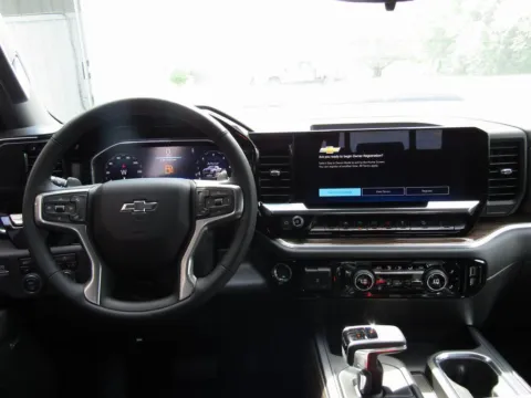 More photos of 2025 Chevrolet Silverado 1500 LT Trail Boss at Pettijohn Auto Center, MO