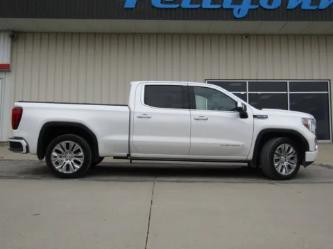 Photos of 2021 GMC Sierra 1500 Denali for sale in Bethany, MO at Pettijohn Auto Center
