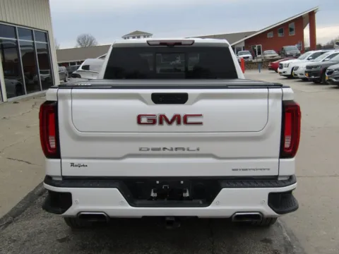 More photos of 2021 GMC Sierra 1500 Denali at Pettijohn Auto Center, MO