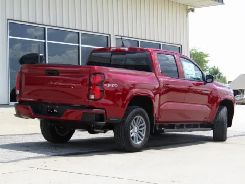 Another view of 2025 Chevrolet Colorado LT for sale in Bethany, MO at Pettijohn Auto Center