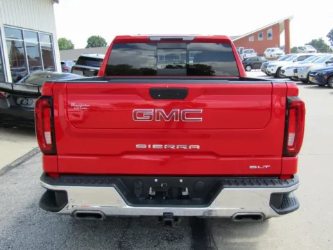More photos of 2019 GMC Sierra 1500 SLT at Pettijohn Auto Center, MO