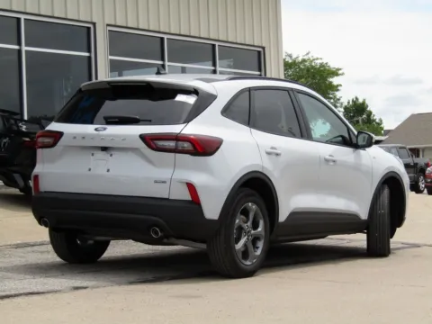 Another view of 2025 Ford Escape Hybrid ST-Line Select for sale in Bethany, MO at Pettijohn Auto Center