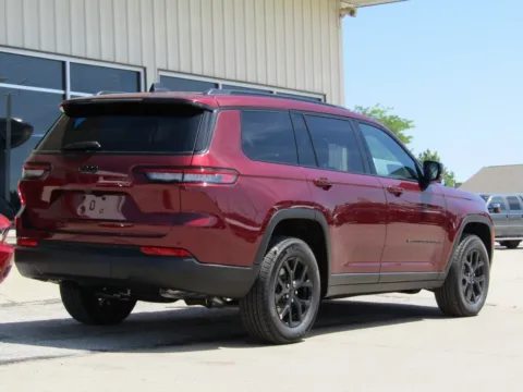 Another view of 2025 Jeep Grand Cherokee L Altitude X for sale in Bethany, MO at Pettijohn Auto Center