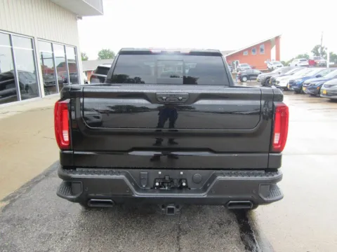 More photos of 2023 GMC Sierra 1500 Denali at Pettijohn Auto Center, MO