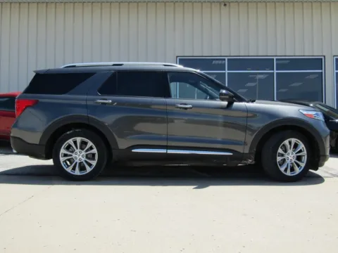 Photos of 2020 Ford Explorer Limited for sale in Bethany, MO at Pettijohn Auto Center