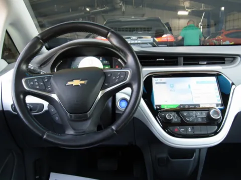 More photos of 2021 Chevrolet Bolt EV LT at Pettijohn Auto Center, MO