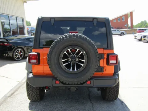 More photos of 2025 Jeep Wrangler Willys at Pettijohn Auto Center, MO