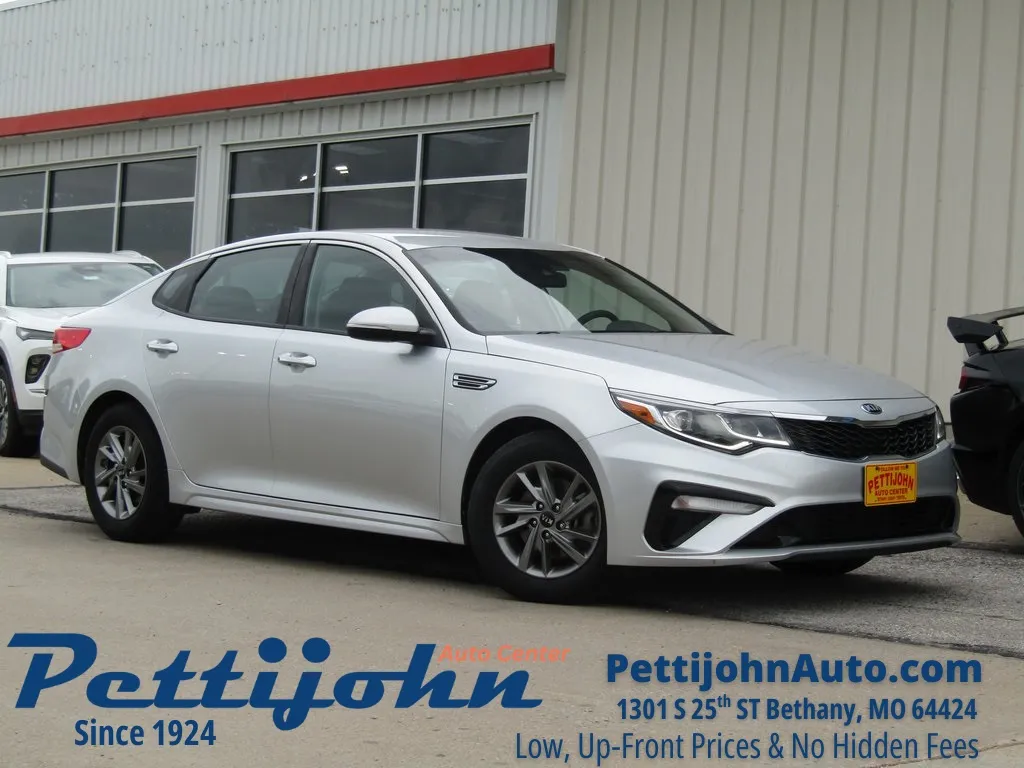 Silver 2019 Kia Optima LX for sale in Bethany, MO