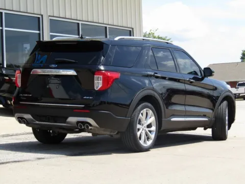 Another view of 2021 Ford Explorer Platinum for sale in Bethany, MO at Pettijohn Auto Center