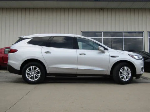 Photos of 2021 Buick Enclave Essence for sale in Bethany, MO at Pettijohn Auto Center