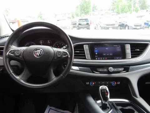 More photos of 2021 Buick Enclave Essence at Pettijohn Auto Center, MO