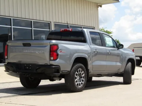 Another view of 2025 Chevrolet Colorado Z71 for sale in Bethany, MO at Pettijohn Auto Center