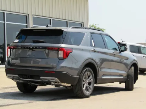 Another view of 2025 Ford Explorer Active for sale in Bethany, MO at Pettijohn Auto Center