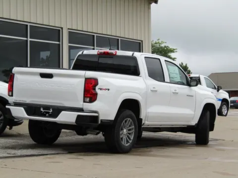 Another view of 2025 Chevrolet Colorado LT for sale in Bethany, MO at Pettijohn Auto Center