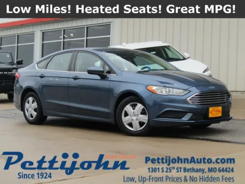 Blue 2018 Ford Fusion SE for sale in Bethany, MO