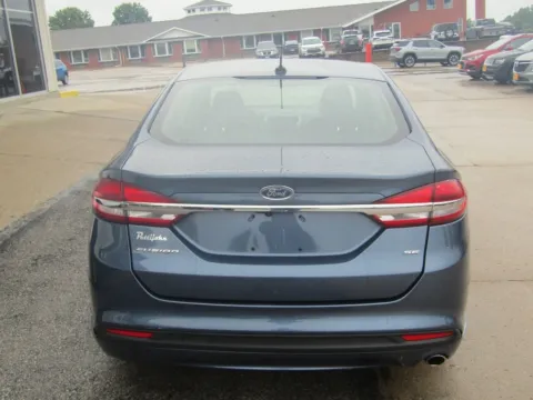 More photos of 2018 Ford Fusion SE at Pettijohn Auto Center, MO