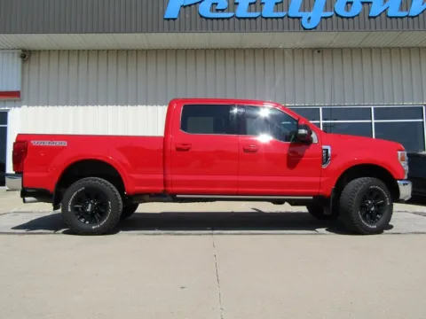 Photos of 2021 Ford F-250SD Lariat for sale in Bethany, MO at Pettijohn Auto Center