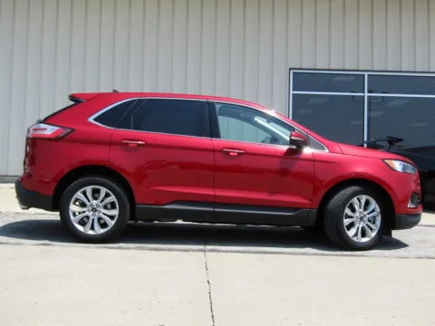 Photos of 2024 Ford Edge Titanium for sale in Bethany, MO at Pettijohn Auto Center