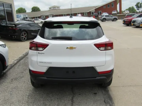 More photos of 2023 Chevrolet TrailBlazer LS at Pettijohn Auto Center, MO