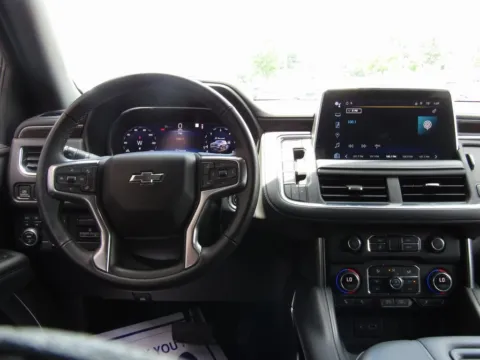 More photos of 2022 Chevrolet Suburban Z71 at Pettijohn Auto Center, MO