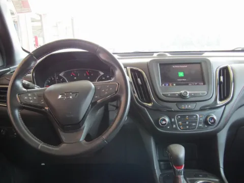 More photos of 2022 Chevrolet Equinox RS at Pettijohn Auto Center, MO