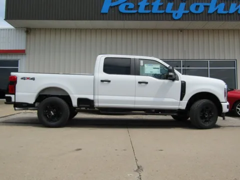 Photos of 2025 Ford F-250SD XL for sale in Bethany, MO at Pettijohn Auto Center