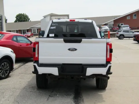 More photos of 2025 Ford F-250SD XL at Pettijohn Auto Center, MO