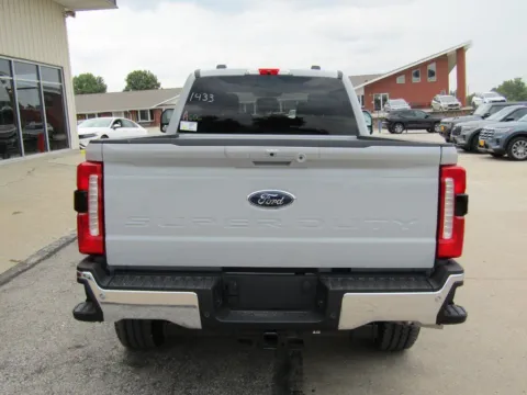 More photos of 2026 Ford F-350SD Lariat at Pettijohn Auto Center, MO