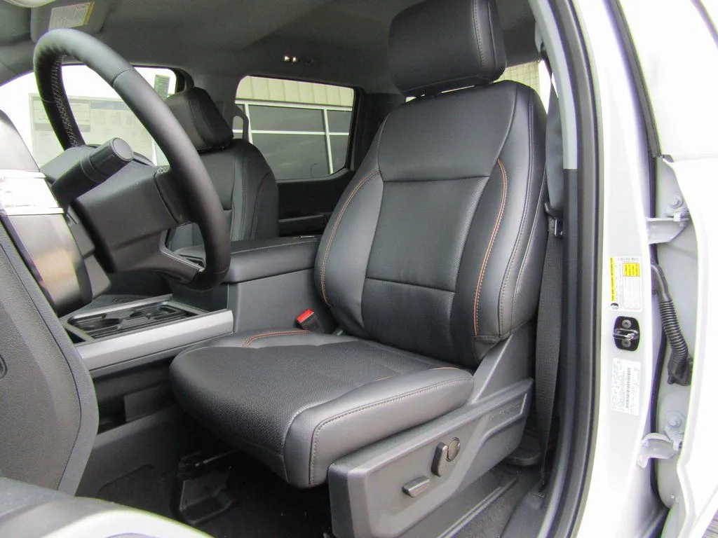 2026 Ford F-350 Super Duty Lariat - Photo 22