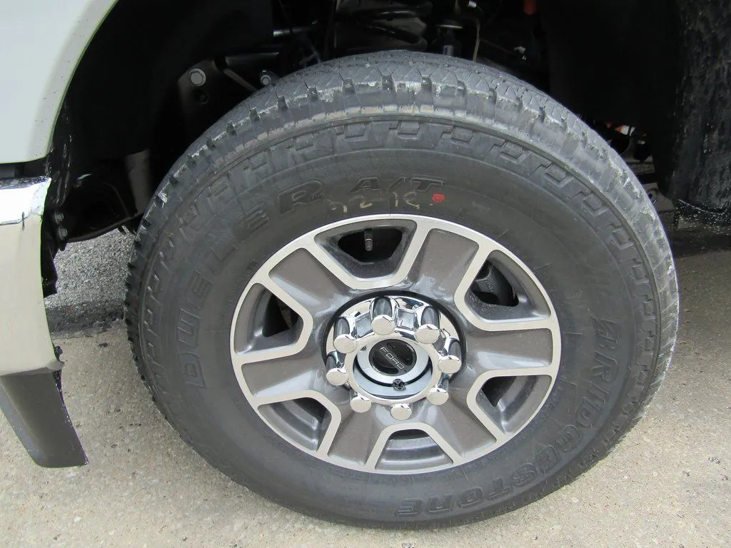 2026 Ford F-350 Super Duty Lariat - Photo 30