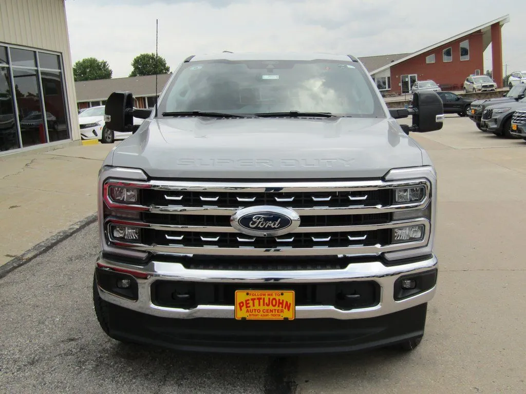 2026 Ford F-350 Super Duty Lariat - Photo 13