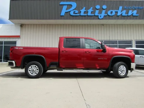 Photos of 2022 Chevrolet Silverado 2500HD LT for sale in Bethany, MO at Pettijohn Auto Center