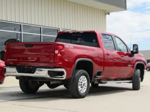 Another view of 2022 Chevrolet Silverado 2500HD LT for sale in Bethany, MO at Pettijohn Auto Center