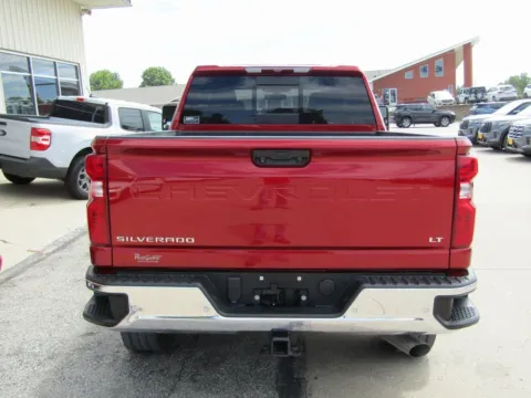 More photos of 2022 Chevrolet Silverado 2500HD LT at Pettijohn Auto Center, MO