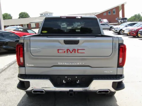 More photos of 2023 GMC Sierra 1500 SLT at Pettijohn Auto Center, MO