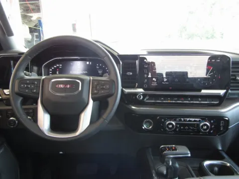 More photos of 2023 GMC Sierra 1500 SLT at Pettijohn Auto Center, MO