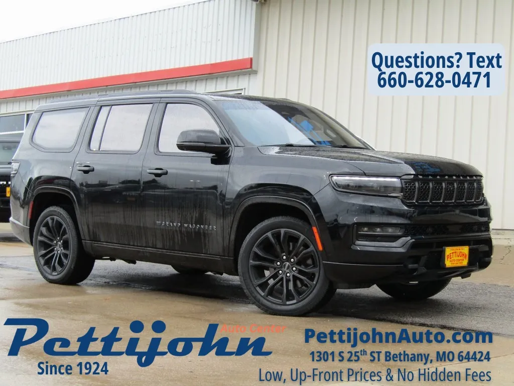 Used 2022 Jeep Grand Wagoneer Obsidian with VIN 1C4SJVFJXNS147523 for sale in Kansas City