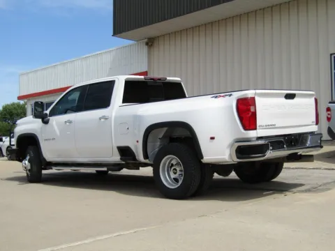 More photos of 2021 Chevrolet Silverado 3500HD LTZ at Pettijohn Auto Center, MO