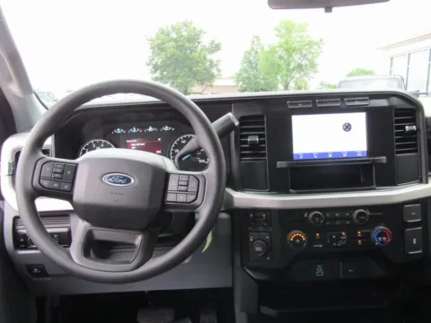 More photos of 2024 Ford F-250SD XL at Pettijohn Auto Center, MO