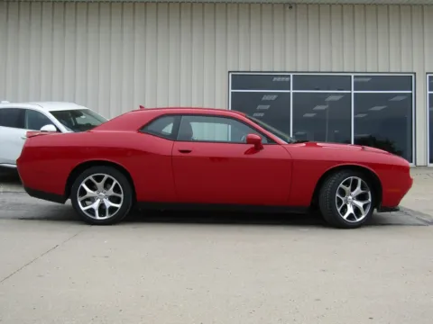 Photos of 2015 Dodge Challenger SXT for sale in Bethany, MO at Pettijohn Auto Center