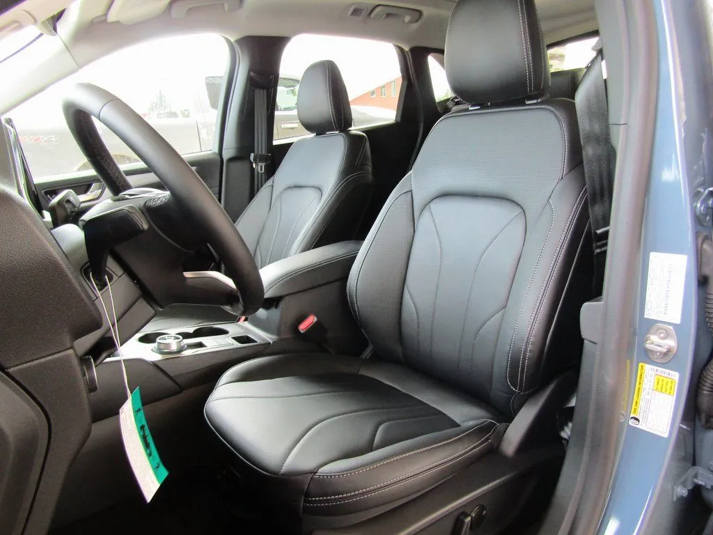 2025 Ford Escape Plug-in hybrid PHEV - Photo 22