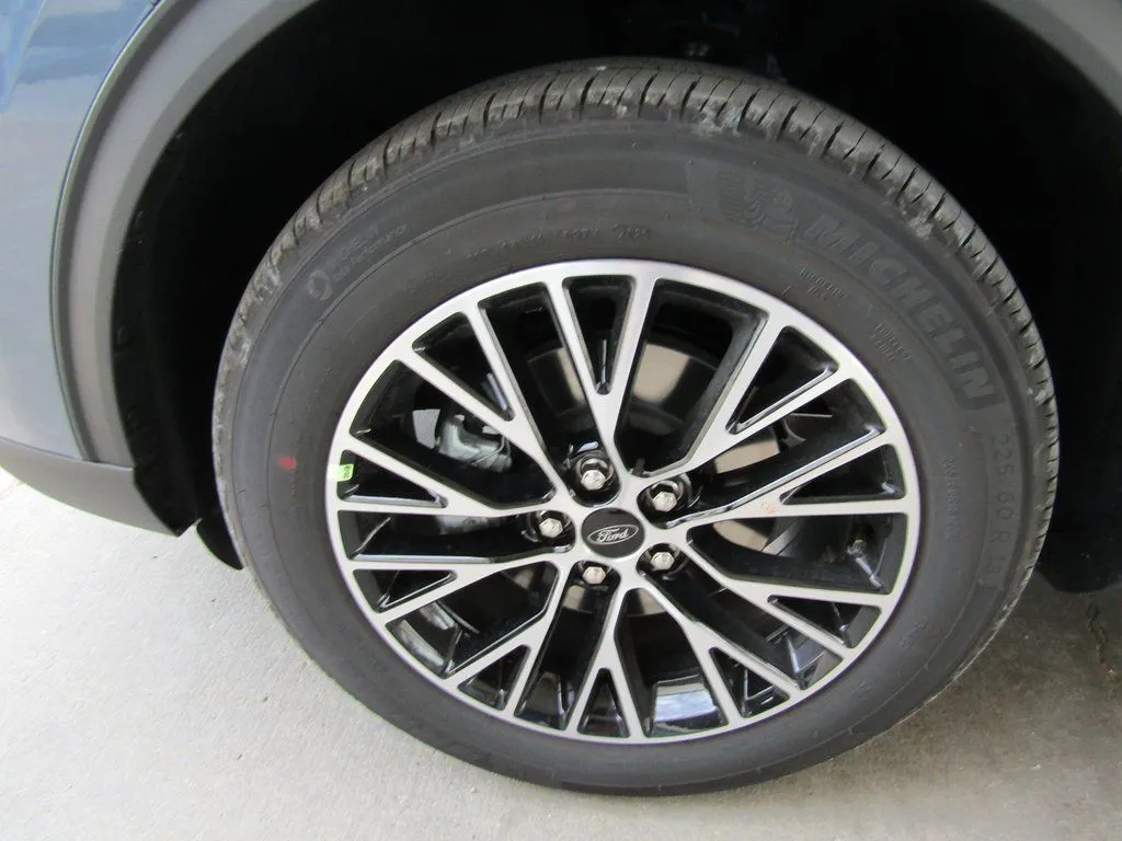 2025 Ford Escape Plug-in hybrid PHEV - Photo 30