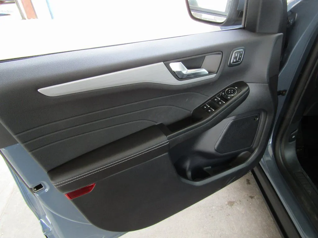 2025 Ford Escape Plug-in hybrid PHEV - Photo 23