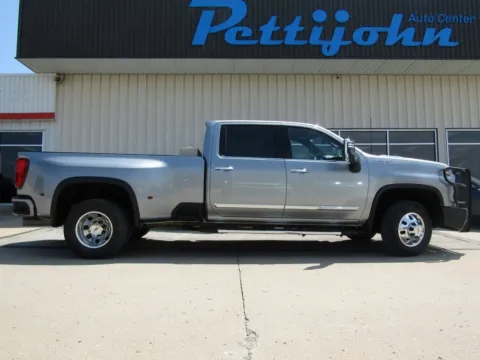 Photos of 2025 Chevrolet Silverado 3500HD High Country for sale in Bethany, MO at Pettijohn Auto Center