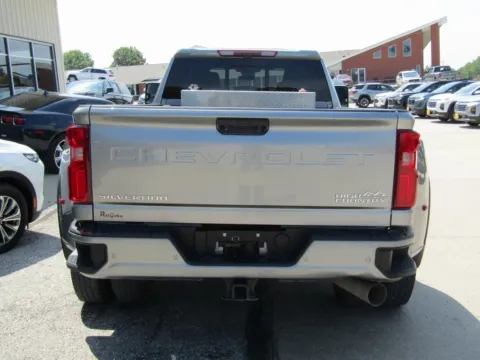 More photos of 2025 Chevrolet Silverado 3500HD High Country at Pettijohn Auto Center, MO