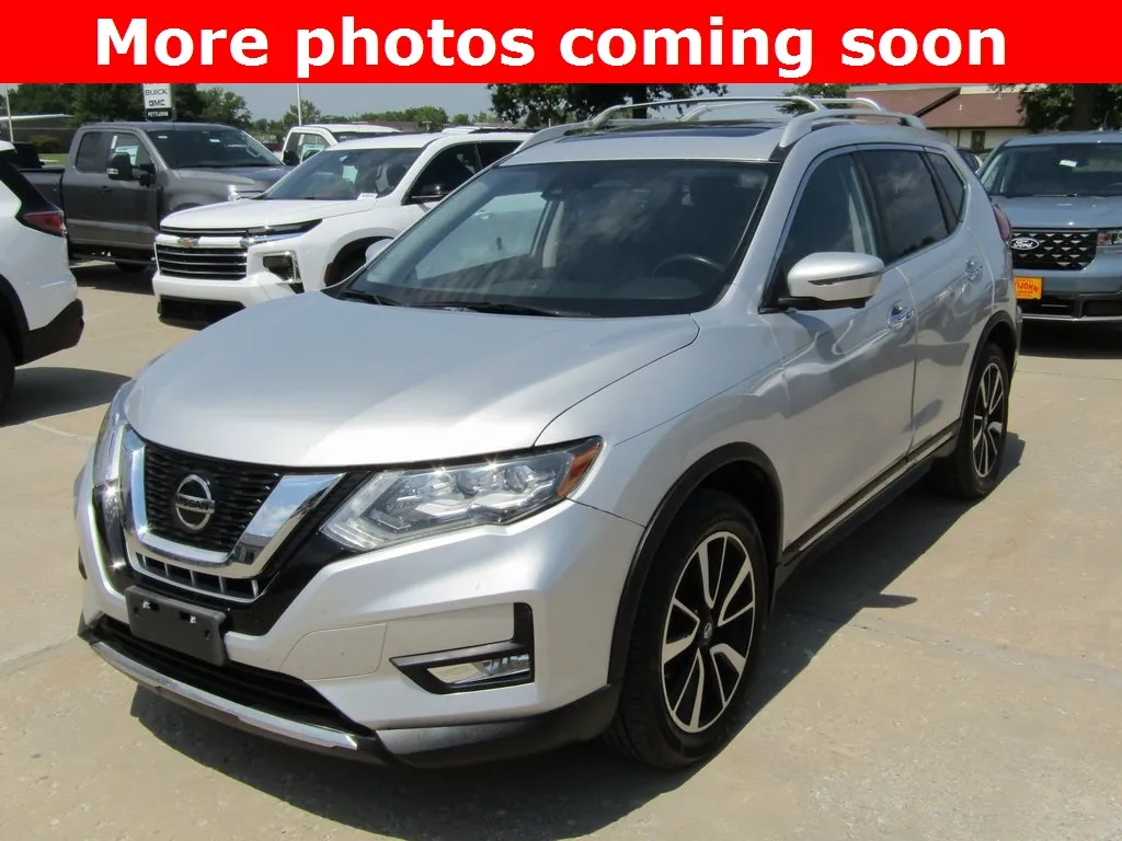Used 2019 Nissan Rogue SL with VIN 5N1AT2MV2KC729904 for sale in Kansas City
