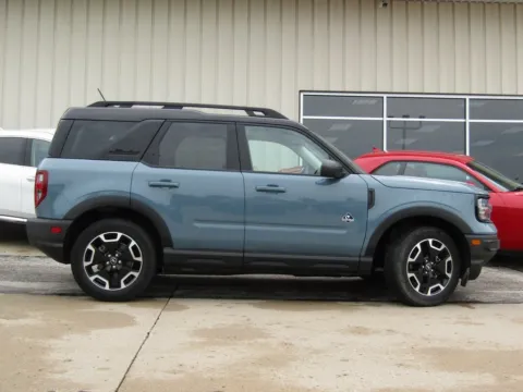 Photos of 2023 Ford Bronco Sport Outer Banks for sale in Bethany, MO at Pettijohn Auto Center