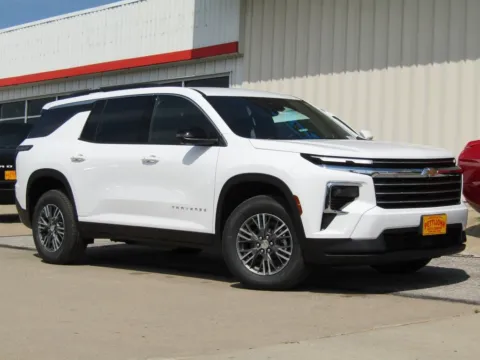 White 2026 Chevrolet Traverse LT for sale in Bethany, MO